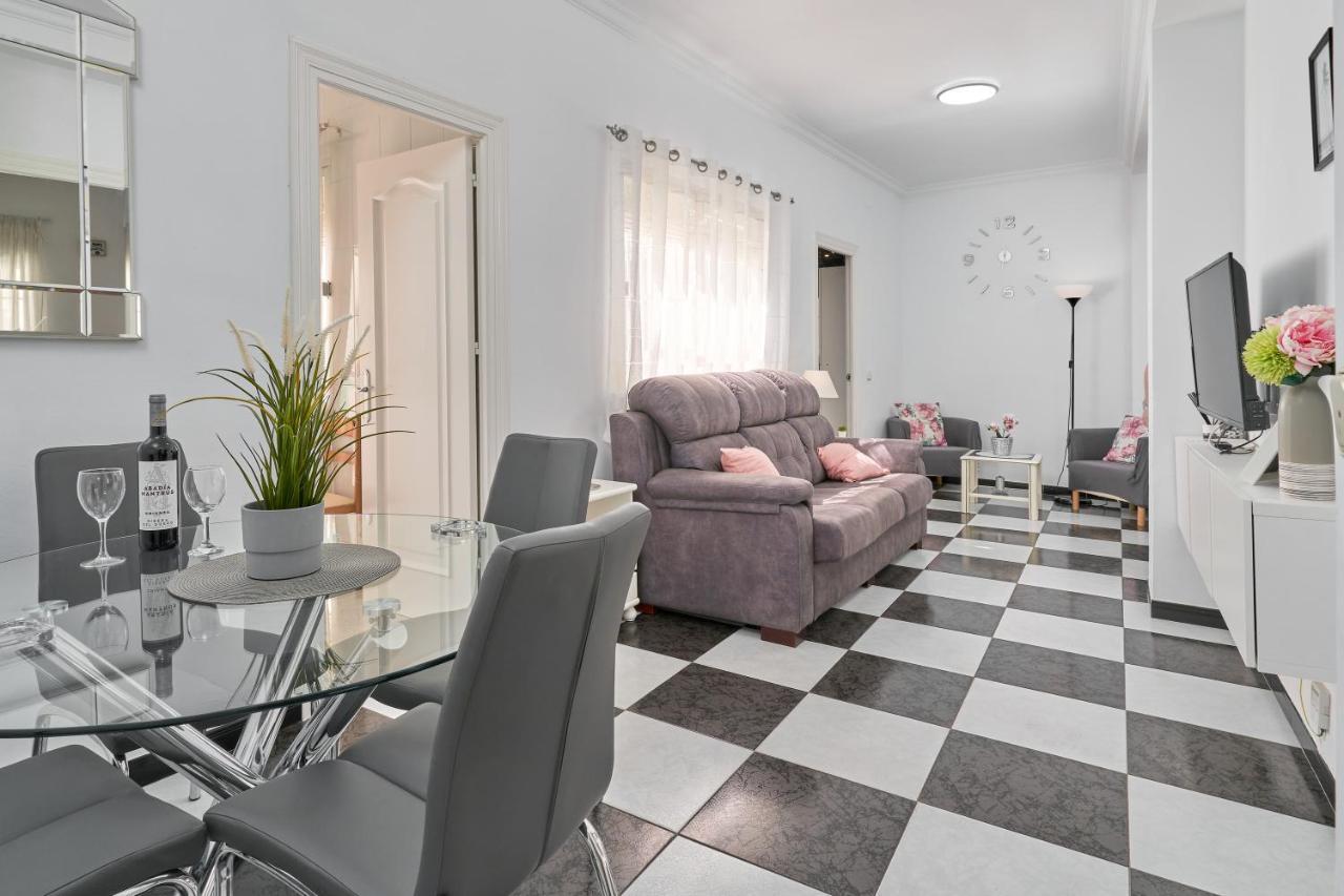 Casa Carmen Apartment Нерха Екстериор снимка