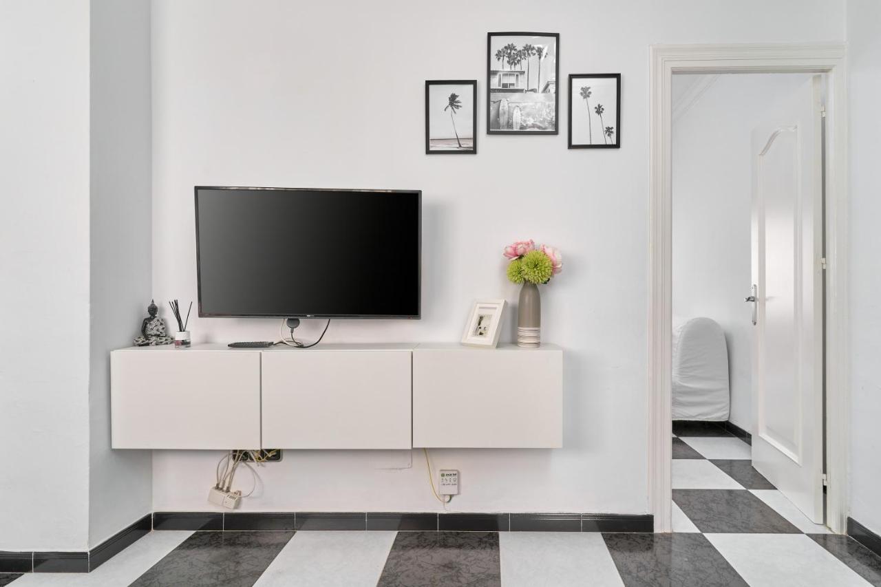 Casa Carmen Apartment Нерха Екстериор снимка