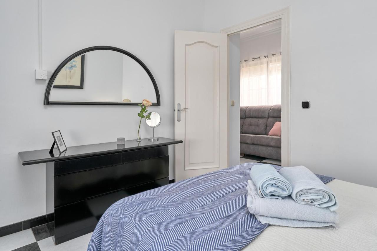 Casa Carmen Apartment Нерха Екстериор снимка
