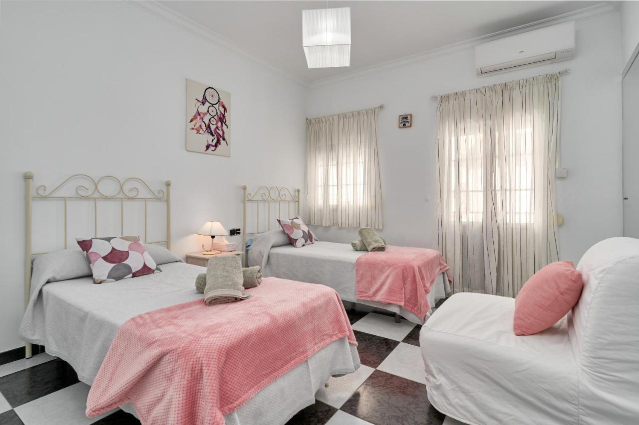 Casa Carmen Apartment Нерха Екстериор снимка