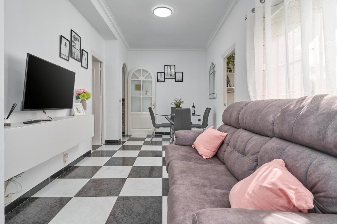 Casa Carmen Apartment Нерха Екстериор снимка